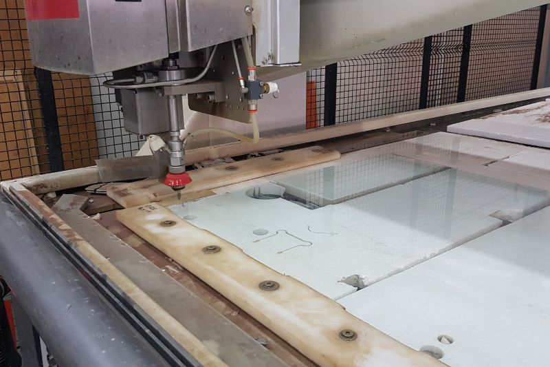 Taglio a getto d'acqua